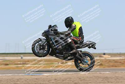 media/Apr-25-2022-Lets Ride (Mon) [[64890c87c4]]/Group A/12pm (Wheelie Bump)/